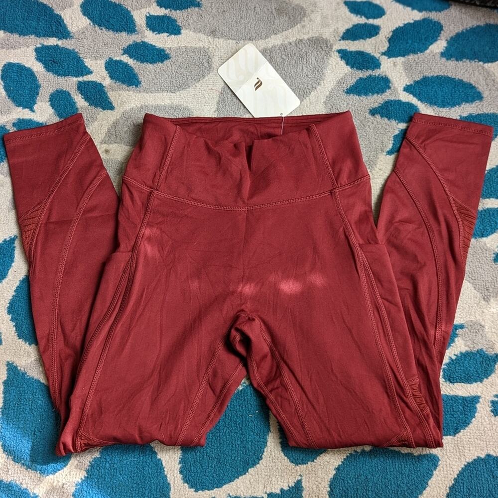 Fabletics Anywhere High Waisted Moto 7/8 Legging, Small